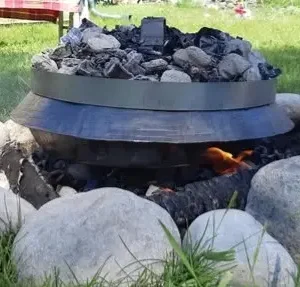 Plat de feu, Rotissoire Peka / Sač
