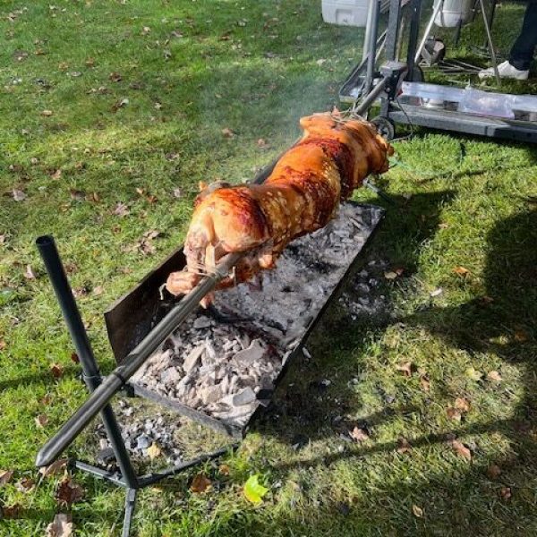 whole_pig_on_spit_2024-rotated[1]